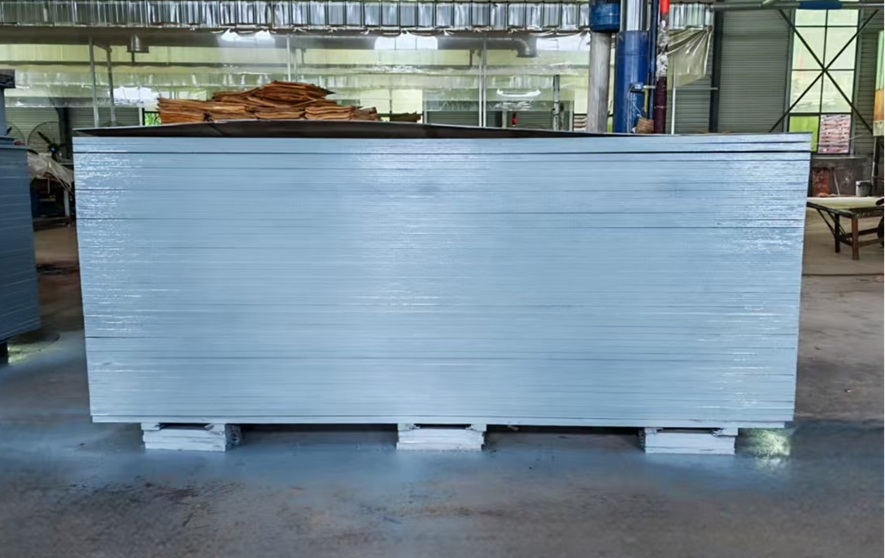 F17建筑模板生产厂家